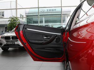 2017款320i 豪华设计套装 左后车门