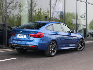 2017款330i xDrive M运动型 整体外观