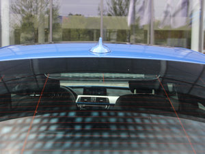 2017330i xDrive M\ (ji)^