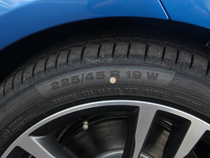 2017330i xDrive M\(yn)(dng) ݆̥ߴ