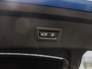 2017330i xDrive M\ g