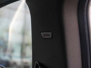 2017330i xDrive M\ g