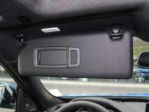 2017330i xDrive M\ g