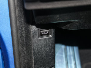 2017330i xDrive M\ п؅^