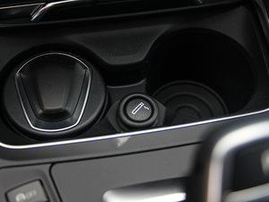 2017330i xDrive M\ п؅^