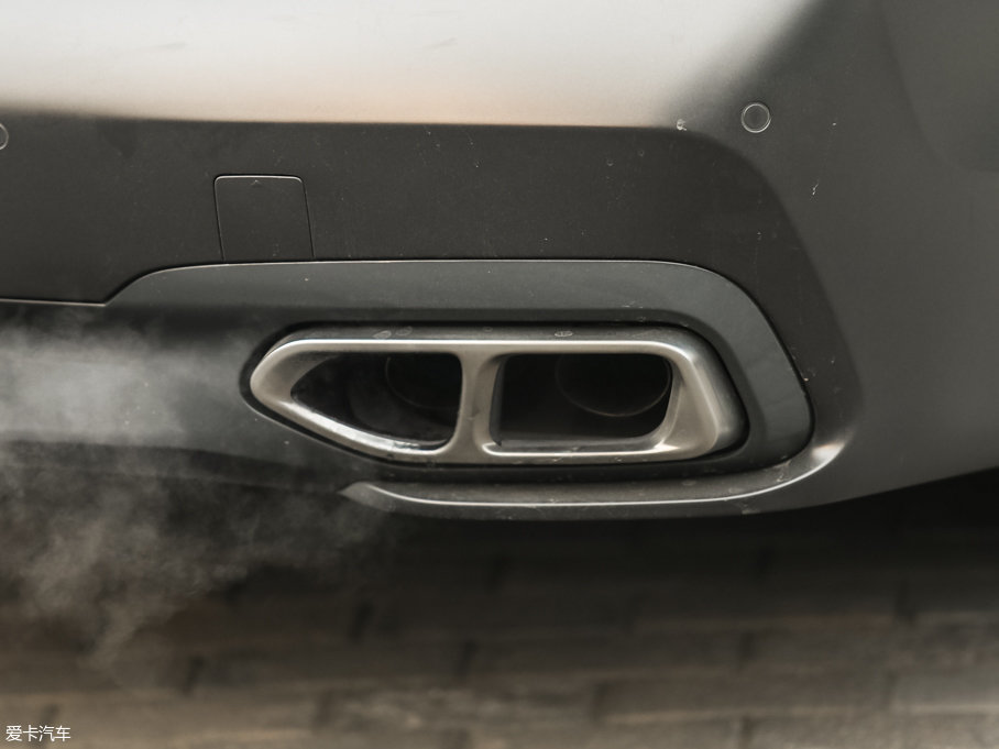 2017R7ϵ M760Li xDrive