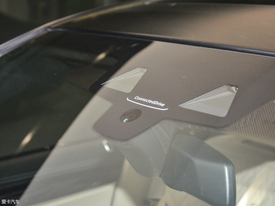 2017R7ϵ M760Li xDrive