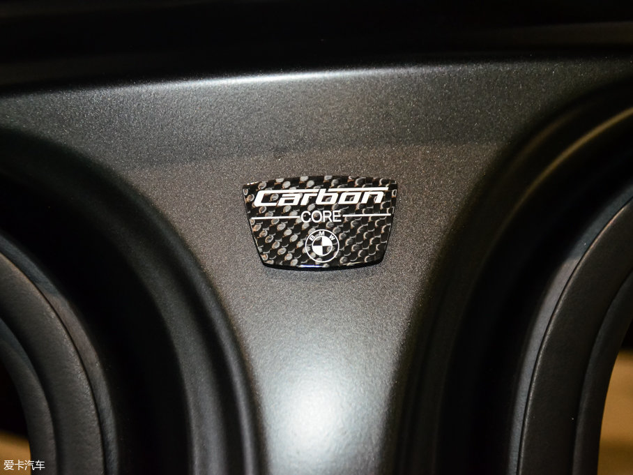 2017R7ϵ M760Li xDrive