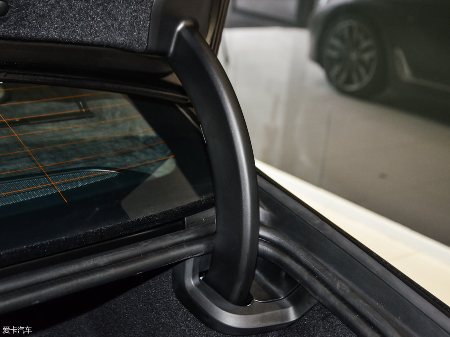 2017R7ϵ M760Li xDrive