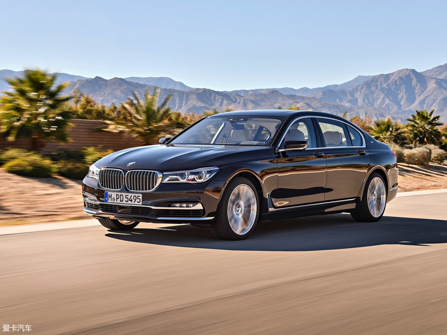 2017R7ϵ M760Li xDrive ׿ԽA