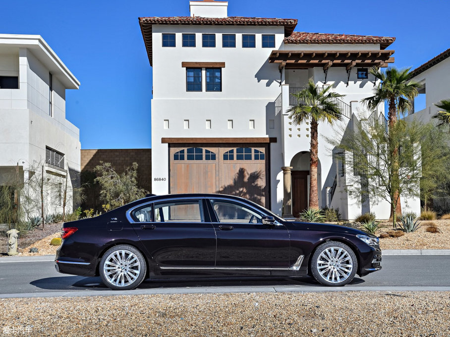 2017R7ϵ M760Li xDrive ׿ԽA