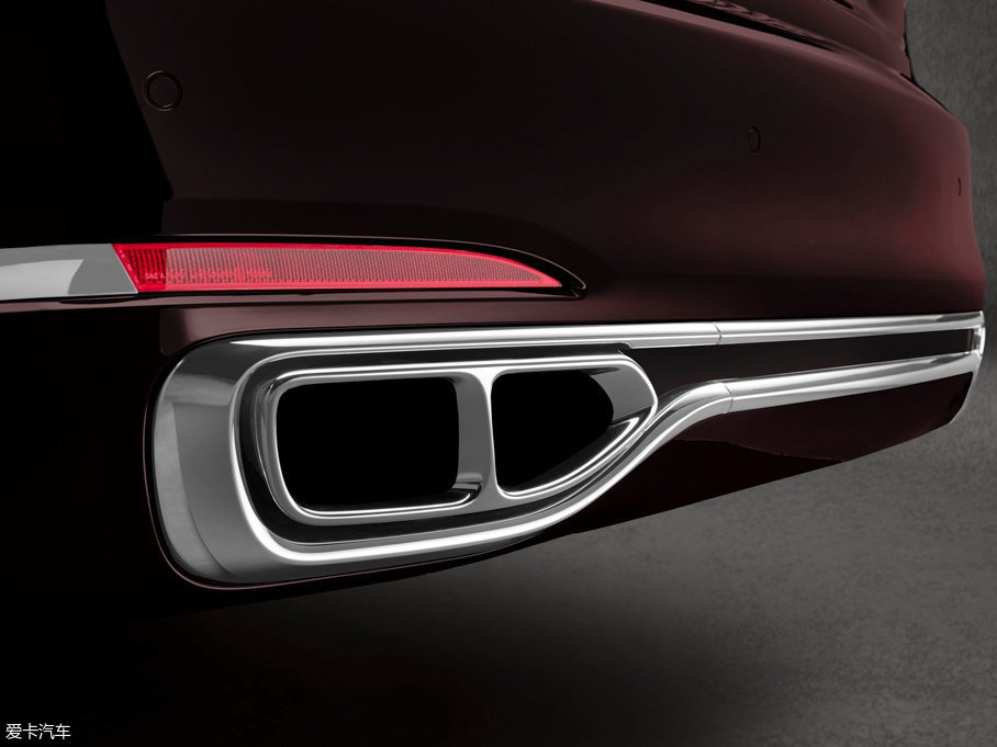 2017R7ϵ M760Li xDrive ׿ԽA