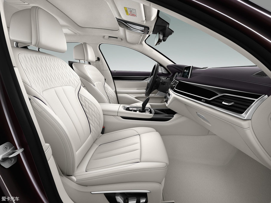 2017R7ϵ M760Li xDrive ׿ԽA