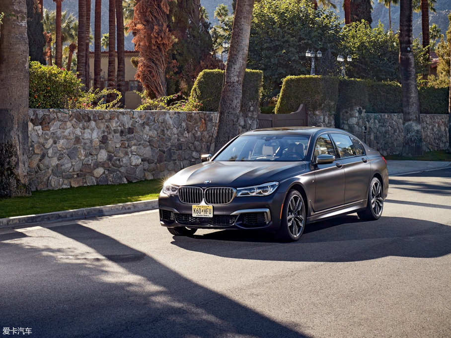 2017R7ϵ M760i xDrive