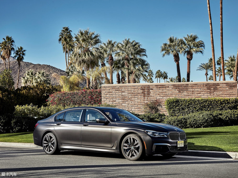 2017R7ϵ M760i xDrive