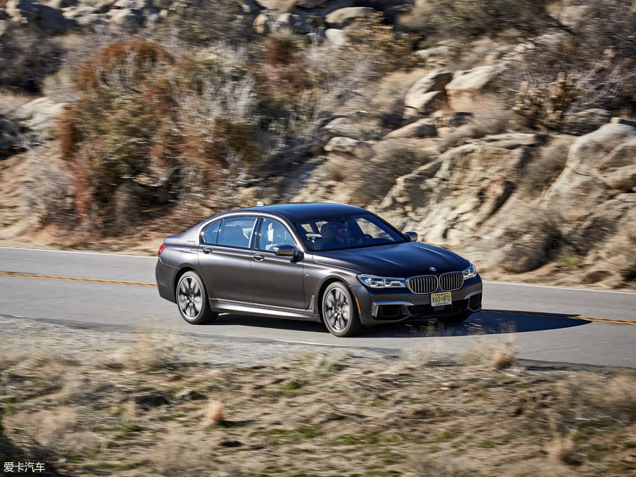 2017R7ϵ M760i xDrive