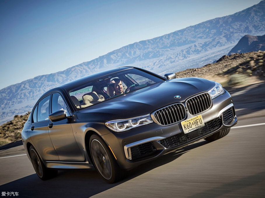 2017R7ϵ M760i xDrive