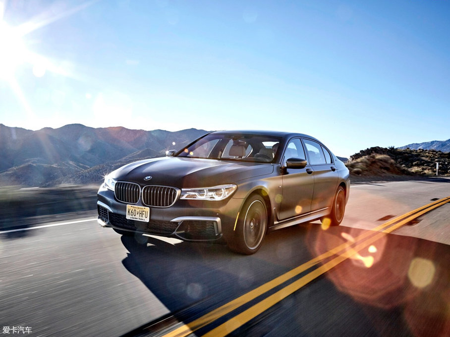 2017R7ϵ M760i xDrive