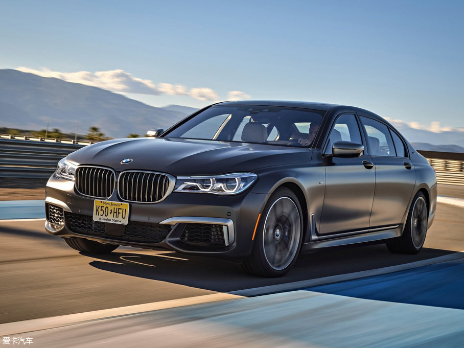 2017R7ϵ M760i xDrive