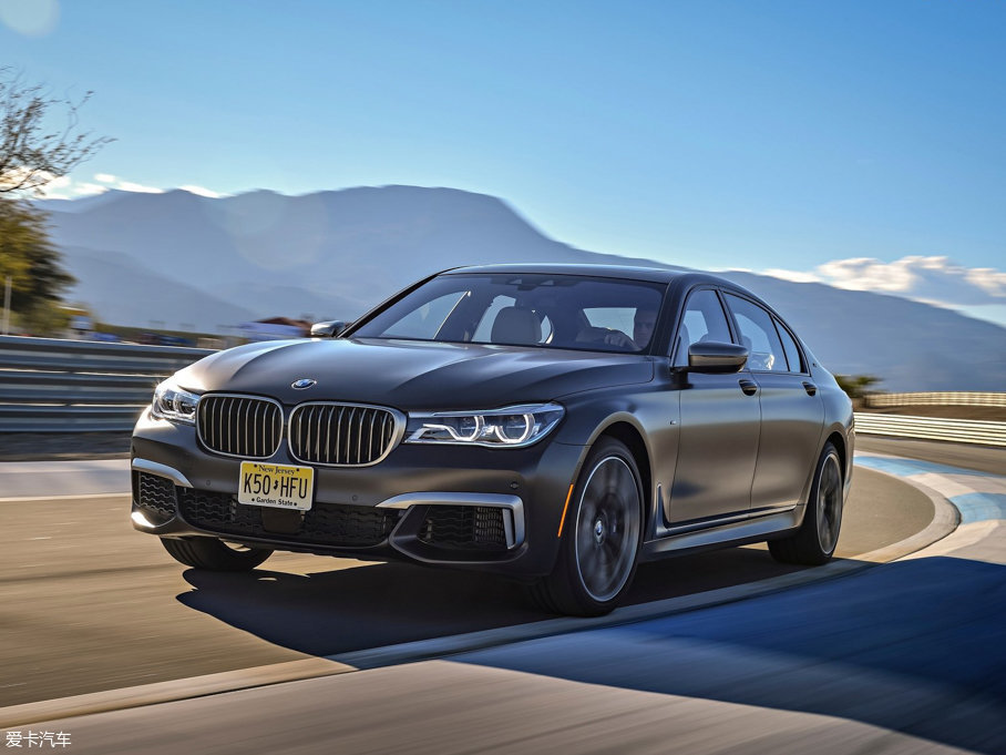 2017R7ϵ M760i xDrive