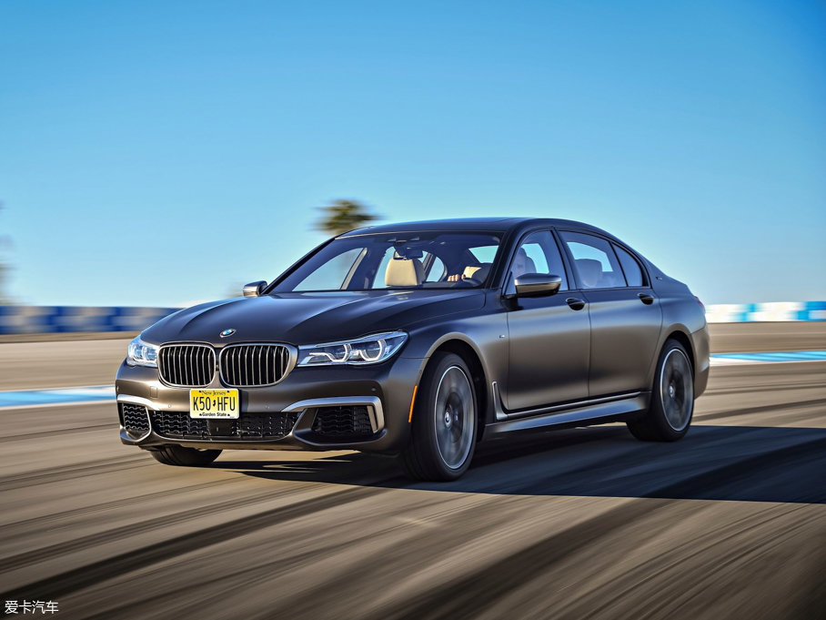 2017R7ϵ M760i xDrive