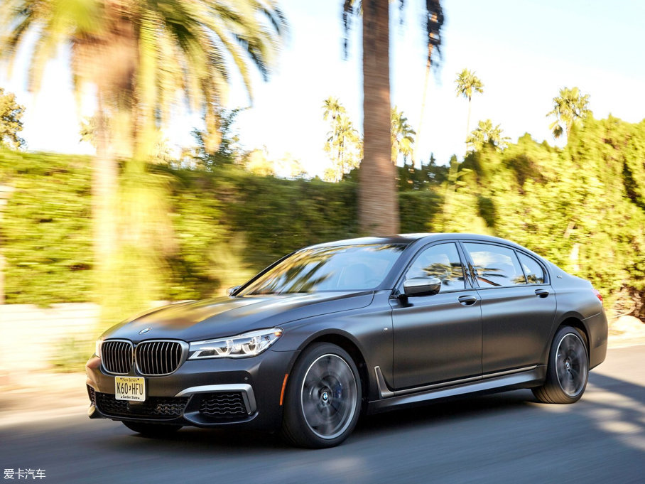 2017R7ϵ M760i xDrive