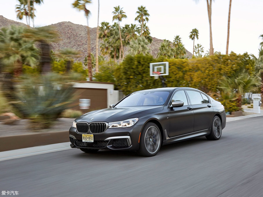 2017R7ϵ M760i xDrive