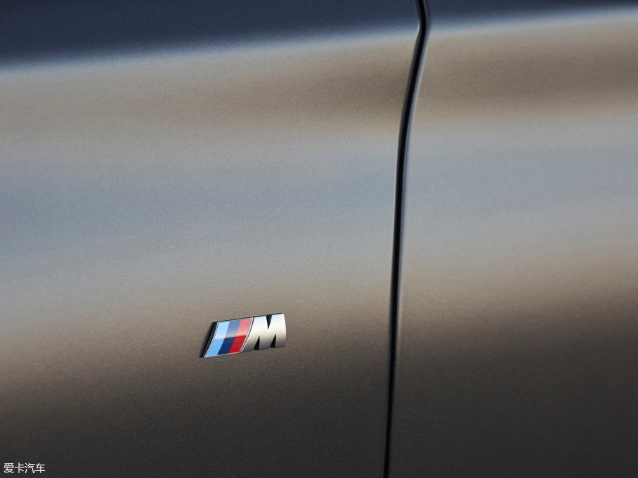 2017R7ϵ M760i xDrive