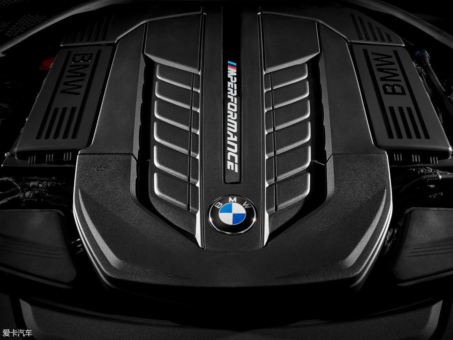 2017R7ϵ M760i xDrive