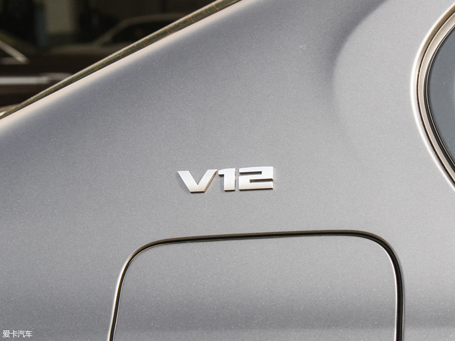 2017R7ϵ M760Li xDrive