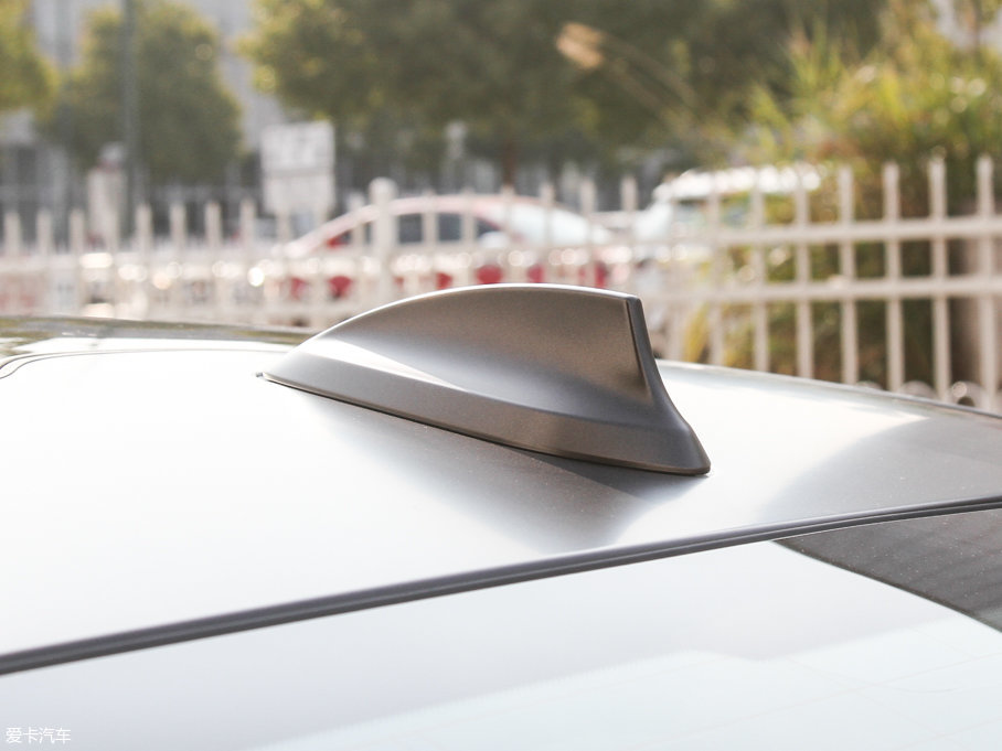 2017R7ϵ M760Li xDrive