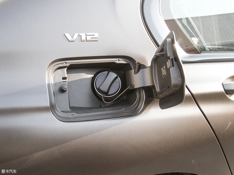 2017R7ϵ M760Li xDrive