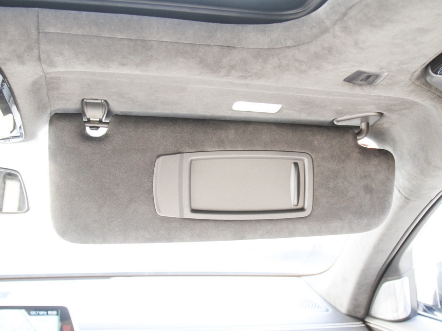 2017R7ϵ M760Li xDrive