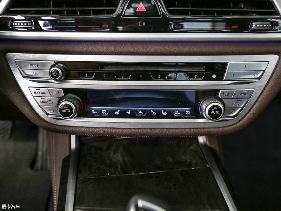 2017R7ϵ 740Li I(lng)