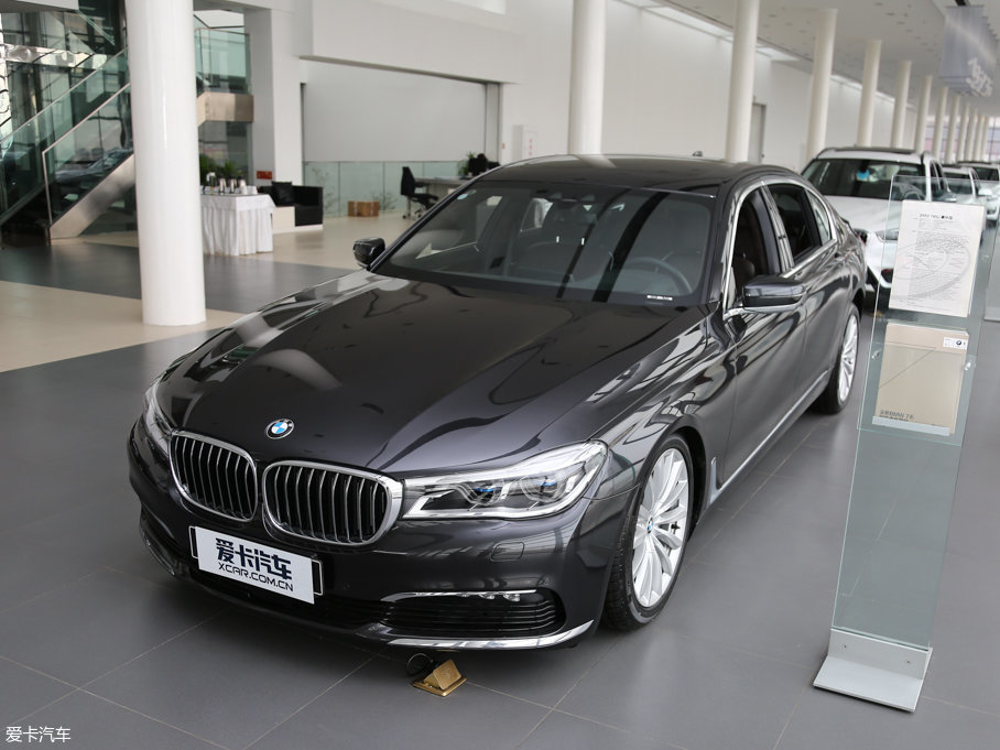 2017R7ϵ 740Li xDrive A