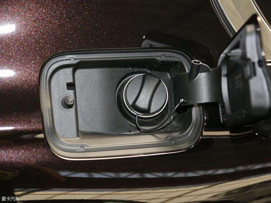 2017R7ϵ 750Li xDrive Իư 