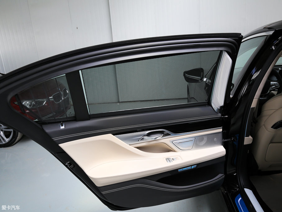 2017R7ϵ 750Li xDrive Իư 