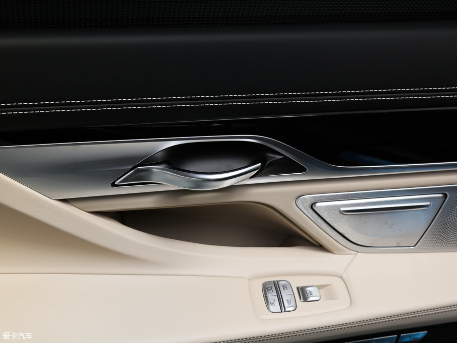 2017R7ϵ 750Li xDrive Իư 