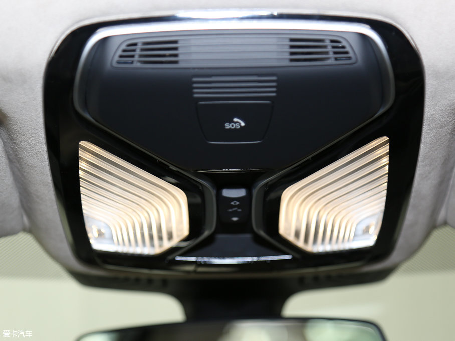 2017R7ϵ 750Li xDrive Իư 