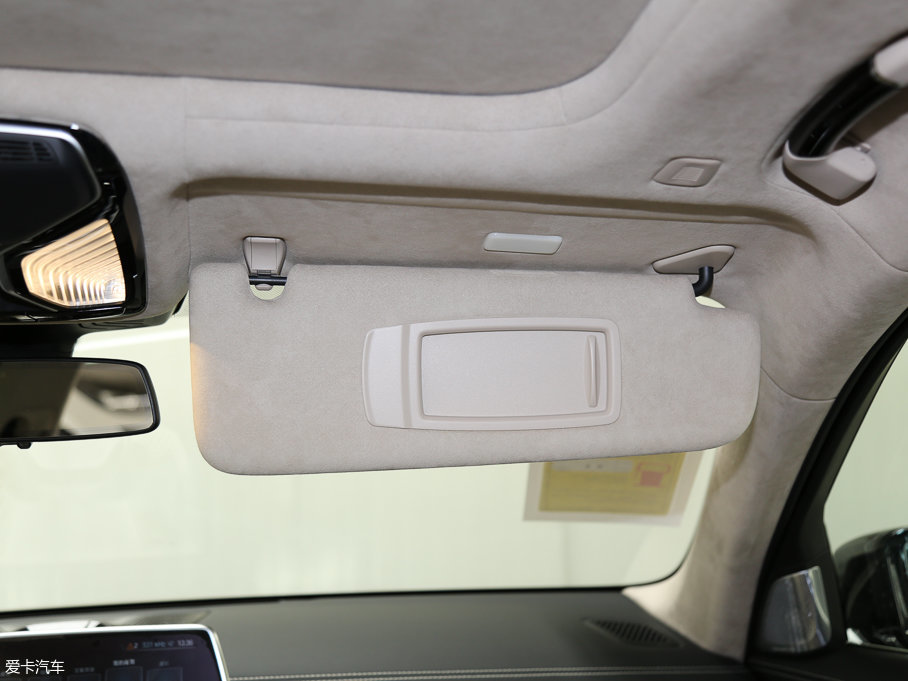 2017R7ϵ 750Li xDrive Իư 