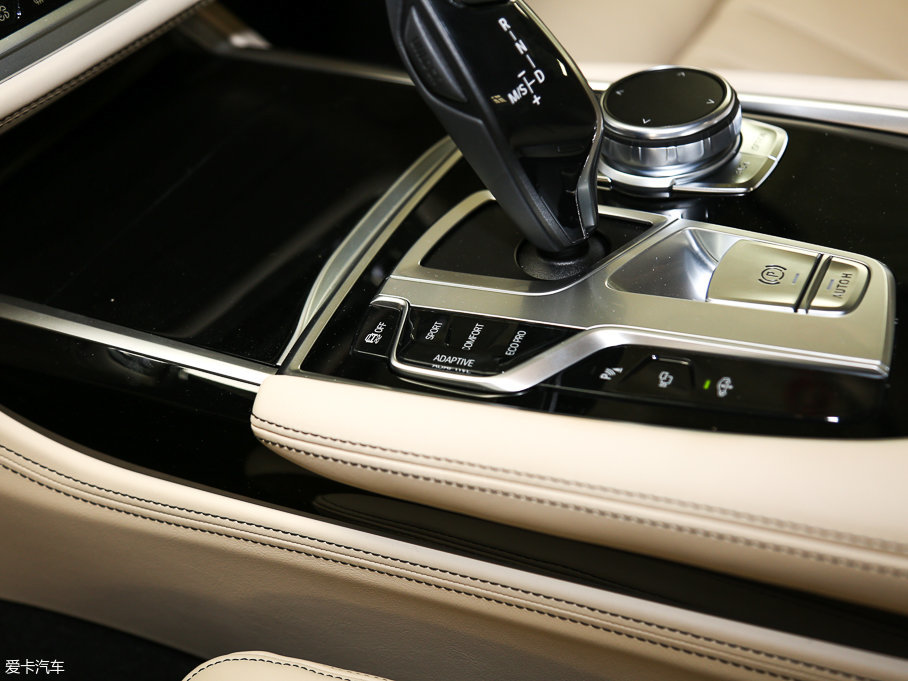 2017R7ϵ 750Li xDrive Իư 