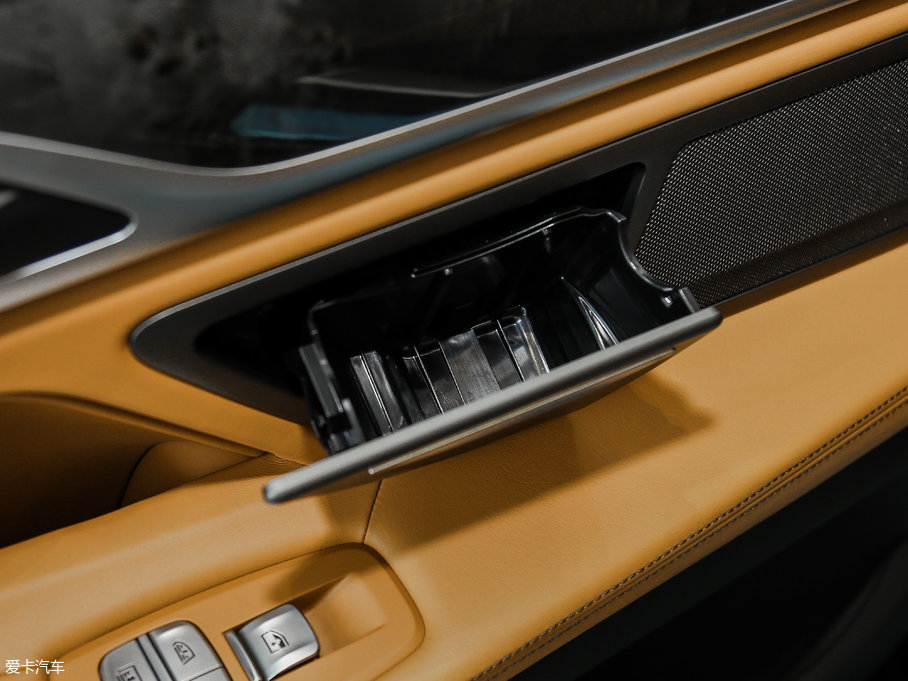 2017R7ϵ 740Li I(lng)