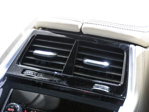 2017M760Li xDrive п؅^(q)