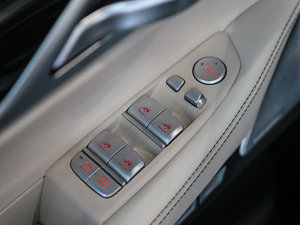 2017M760Li xDrive п؅^(q)