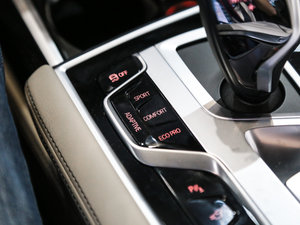 2017M760Li xDrive п؅^(q)