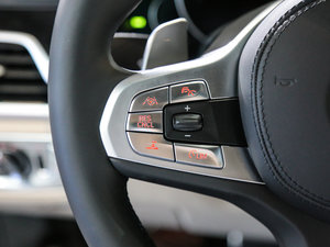 2017M760Li xDrive п؅^(q)