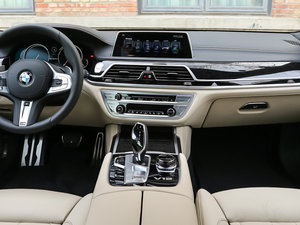 2017M760Li xDrive п؅^