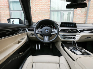 2017M760Li xDrive п؅^