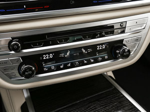 2017M760Li xDrive п؅^