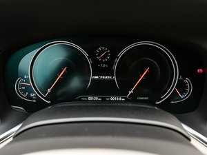 2017M760Li xDrive п؅^